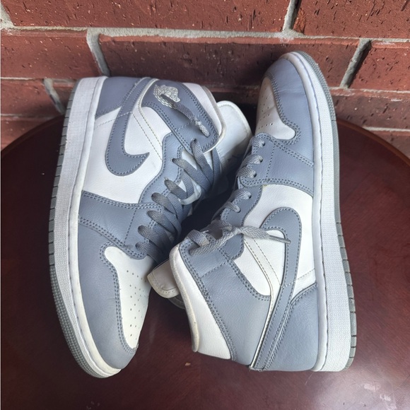 Jordan Women's Sneakers in Gray and White - Picture 7 of 10